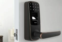 Brand new 😀 The Fingerprint and Touchscreen Smart Lock by U-tec Group Inc. 🥰