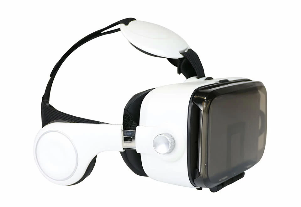 New ๐ Bluetooth VR Headset with Earphones by Sharper Image ๐งจ - Image 5