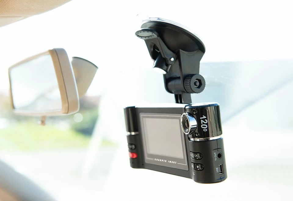 Budget π₯ Dual Recording Windshield Camera by Sharper Image π - Image 6