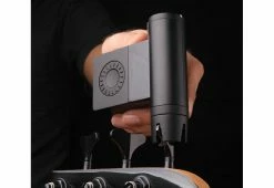 Outlet 😉 Professional Automatic Bass Tuner by Hal Leonard 🥰