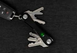 Best reviews of 😀 Compact Key Holder with Smart Location by Curv Group LLC dba KeySmart 🎁